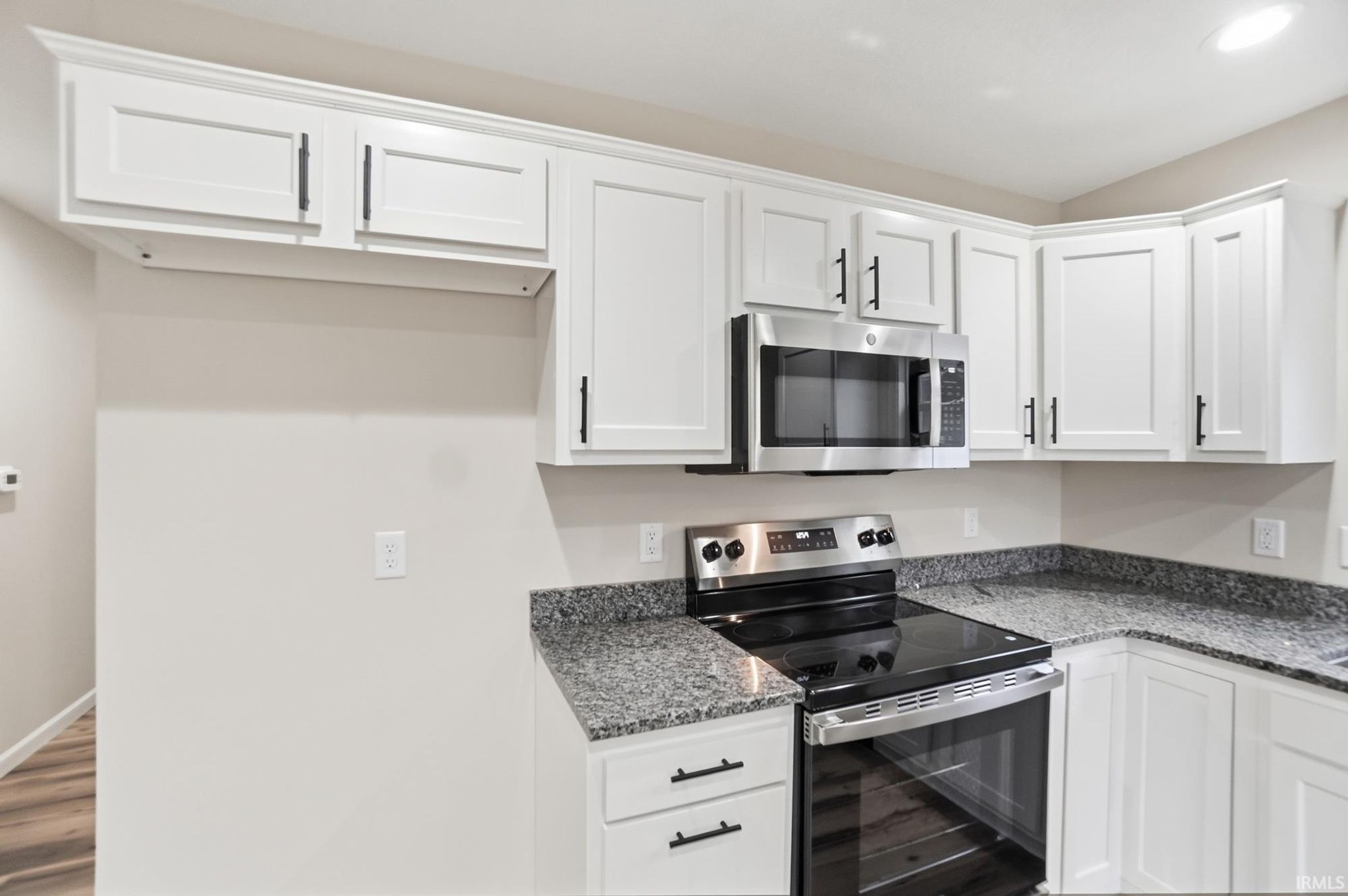 Image of 1626 Howell Street 101