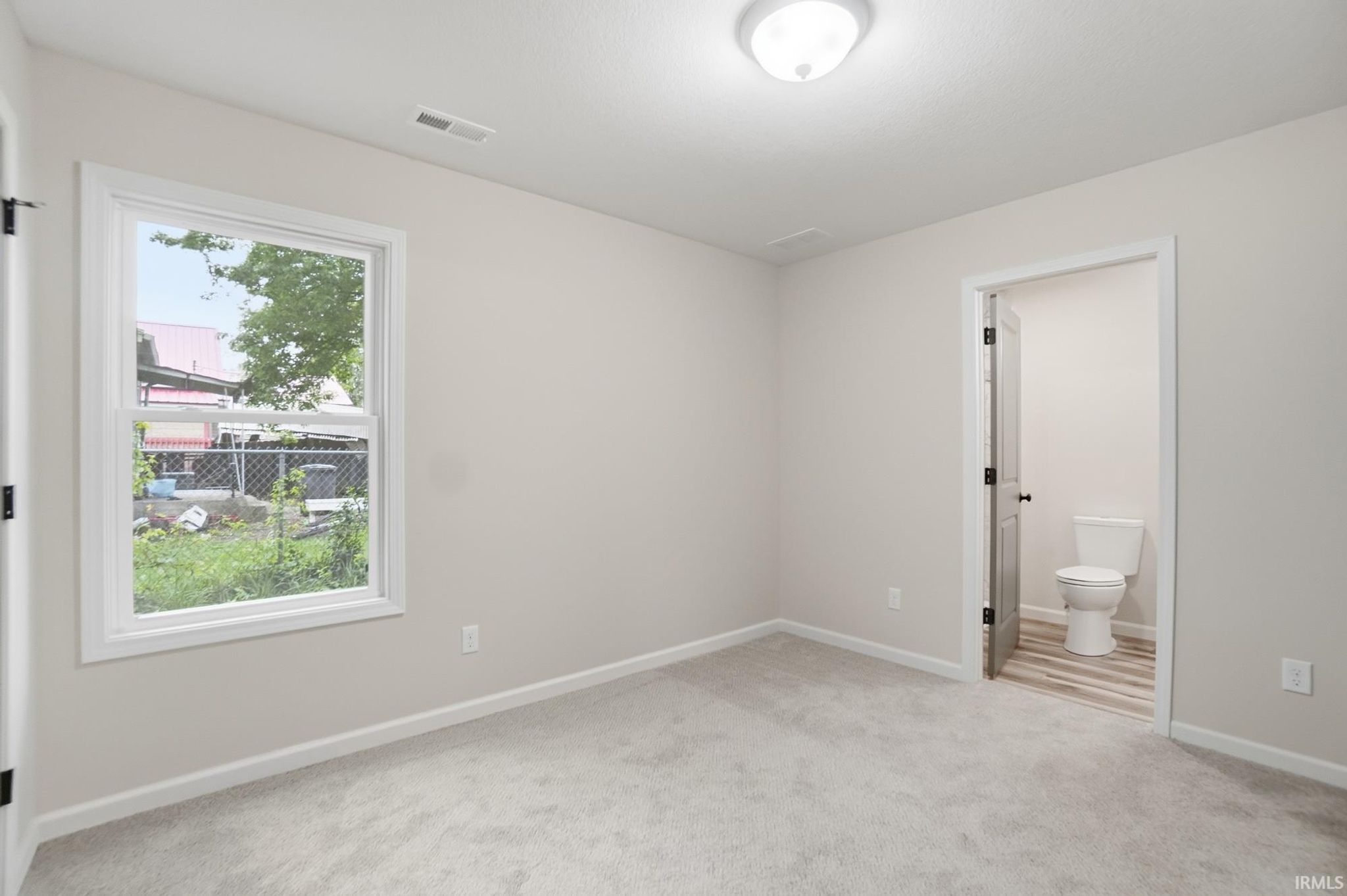 Image of 1626 Howell Street 101