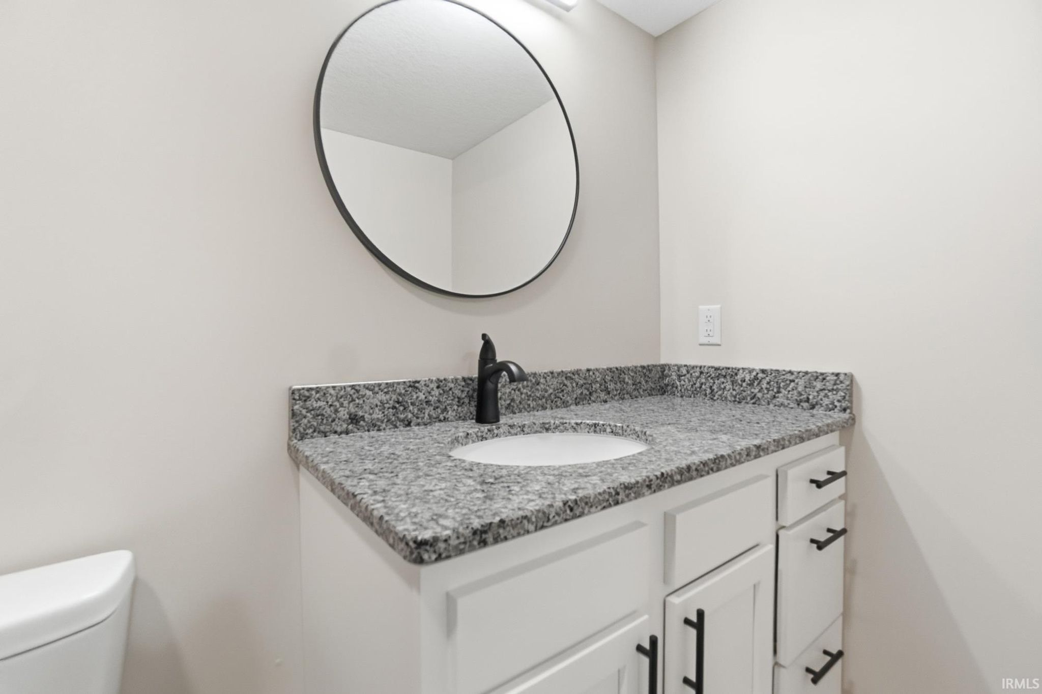 Image of 1626 Howell Street 101