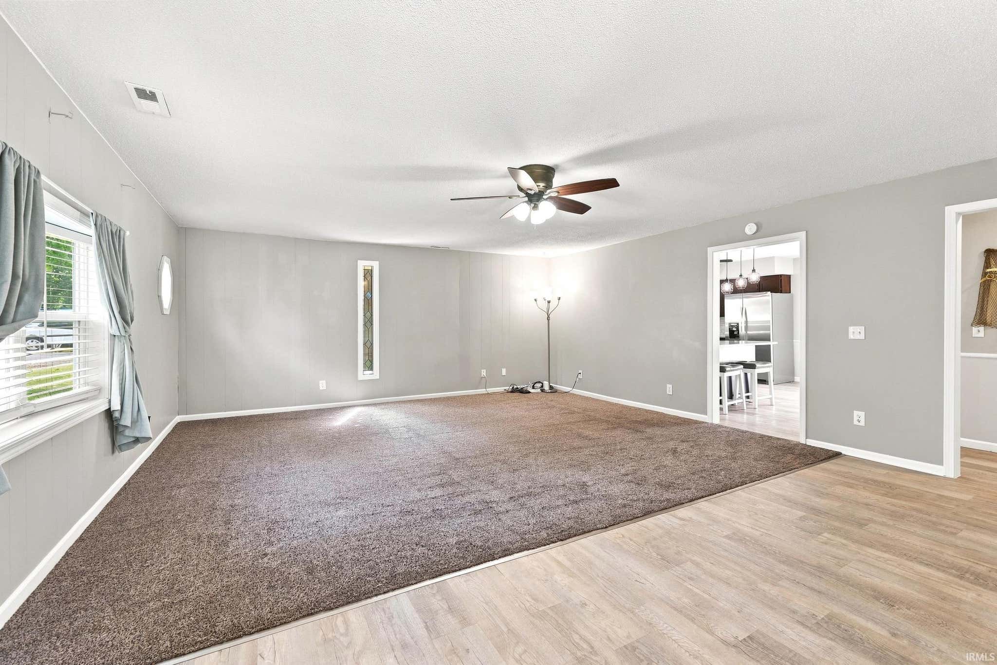 Image of 3543 W Maple Dr-57 Road