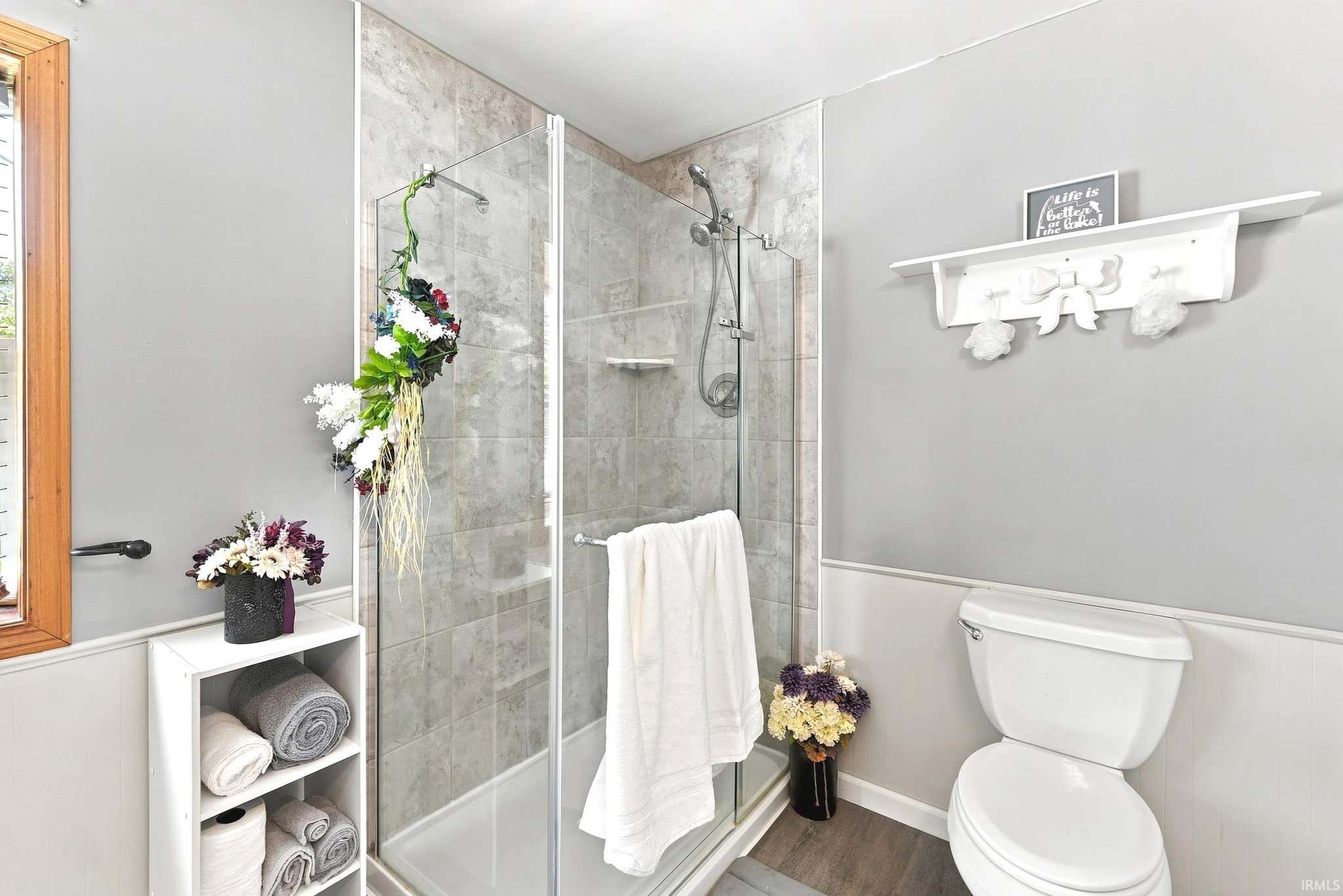 Image of 3543 W Maple Dr-57 Road