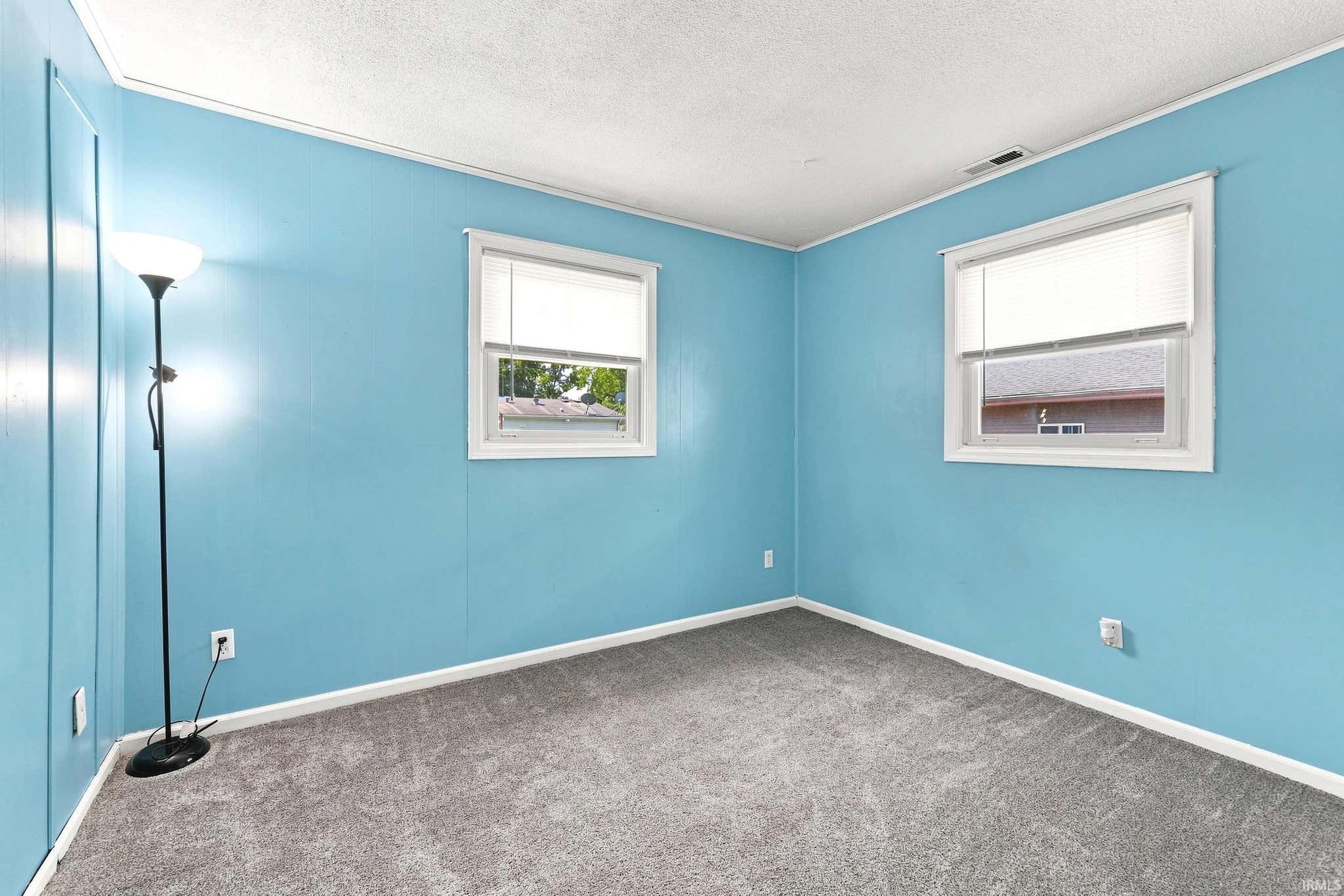 Image of 3543 W Maple Dr-57 Road