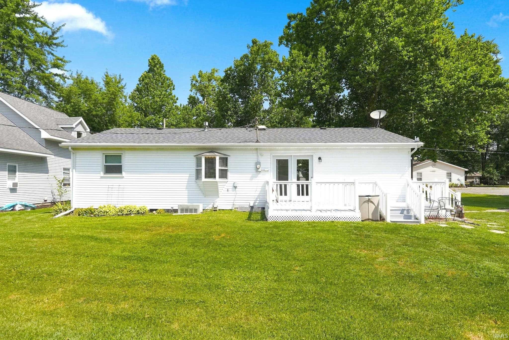 Image of 3543 W Maple Dr-57 Road