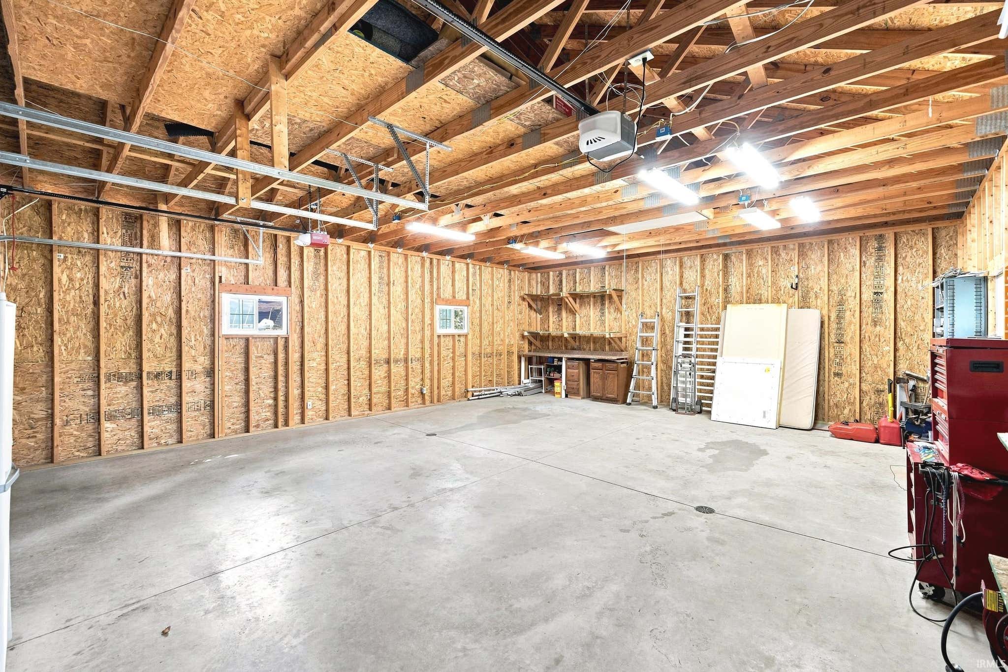 Image of 3543 W Maple Dr-57 Road